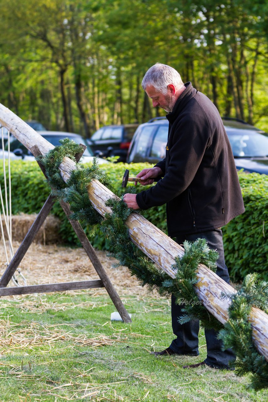 Bild 108 - Wiemersdorfer Maibaum